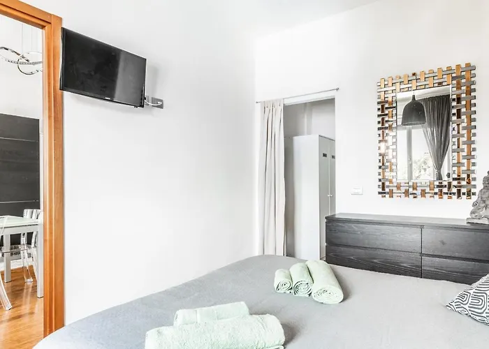 'tribal House' Sansiro-rhofiera-duomo Apartment