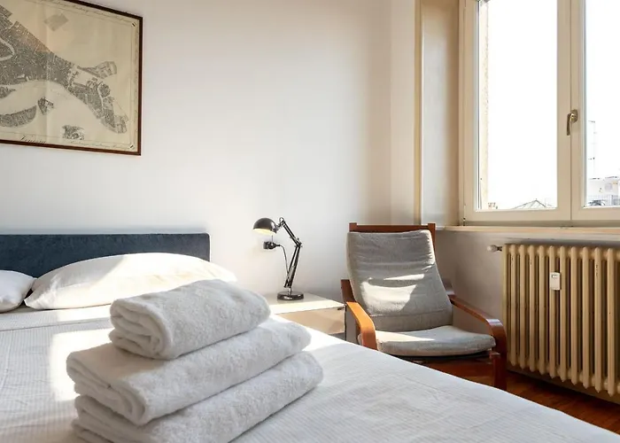 Garibaldi Two Bedrooms By Halldis