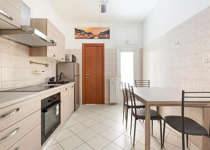 Ripamonti Budget With Small Balcony Apartamento