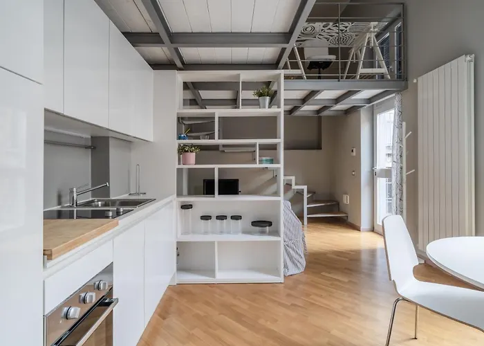 Guesthost - Amazing Loft - 350 M Far From Dateo Station ميلان