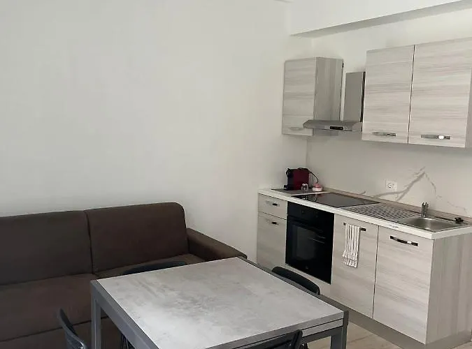 Appartement Apt. N. 5 Milaan
