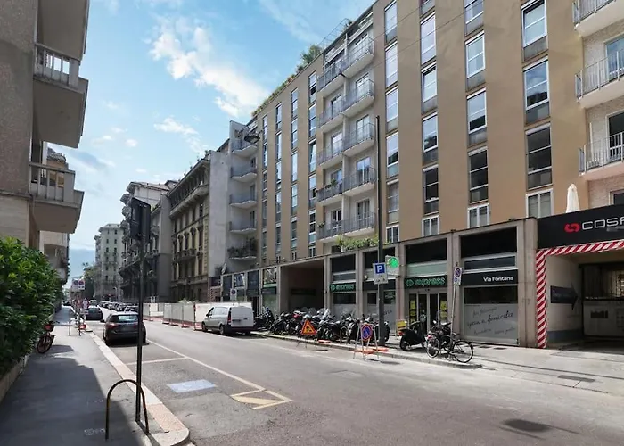 Appartement Contempora - 2-beds, 2 Baths With Balcony - Guastalla Milaan