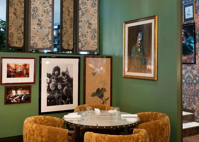 Radisson Collection Hotel, Santa Sofia