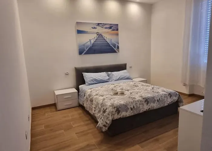 아파트 Bilocale Con Park Privato