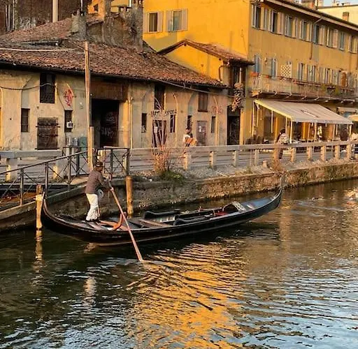 Appartamento Navigli, 90 Square Meters, Free Parking Ripa Ticinese