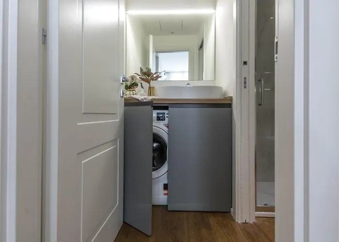 Apartment Hostmate - Milano - Disciplini'S Touch - Duomo *