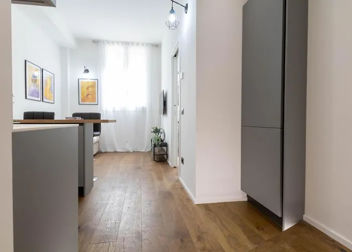 Apartment Hostmate - Milano - Disciplini'S Touch - Duomo