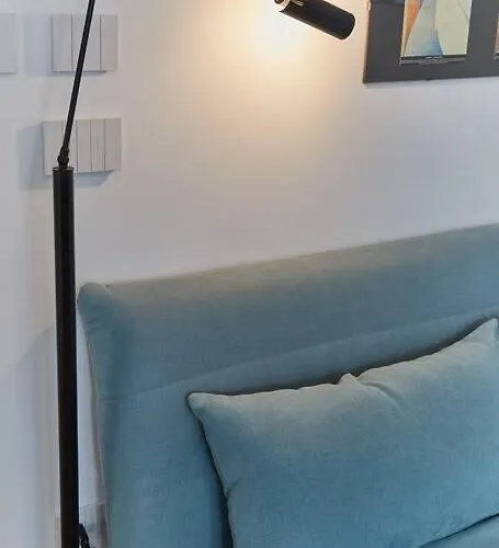 Bright Two-room شقة *