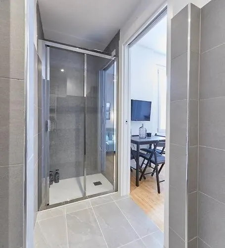Bright Two-room *