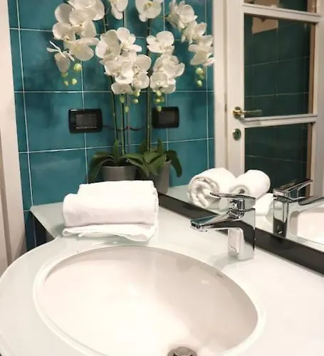 Апартаменты La Dolce Luxury Apartment-via Solari