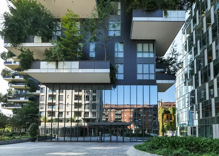 Luxury In Bosco Verticale Isola 米兰