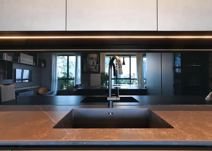 Luxury In Bosco Verticale Isola 公寓