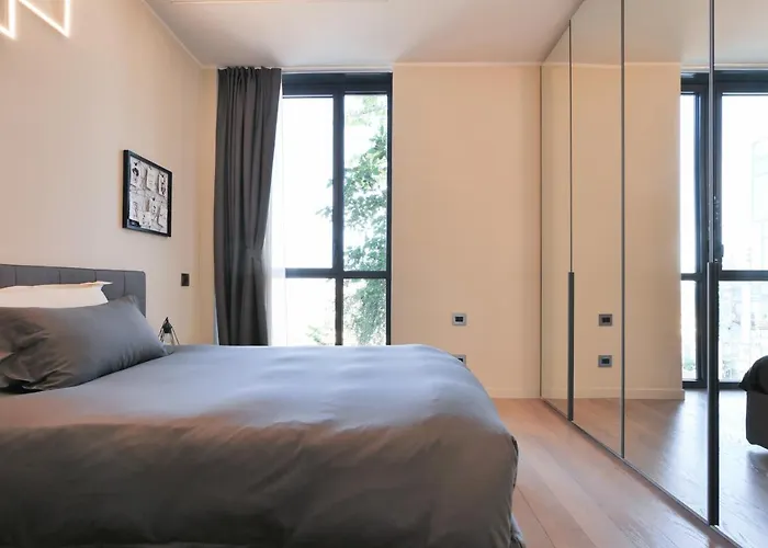 公寓 Luxury In Bosco Verticale Isola *