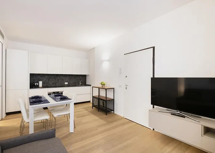 Easylife - - Francesca 51 - Life * Milan
