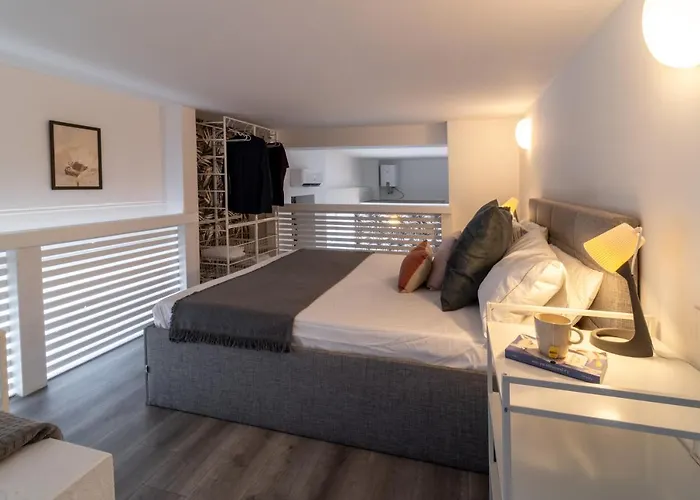 Apartament Navigli - Chic And Sophisticated In Mediolan