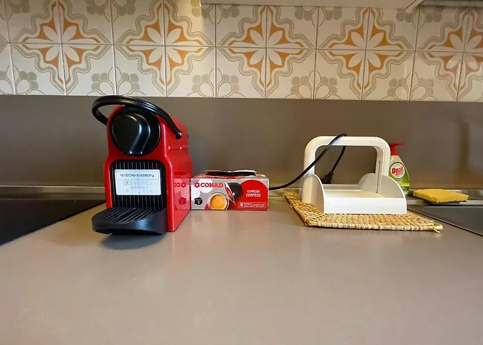 Corner 32 Милан