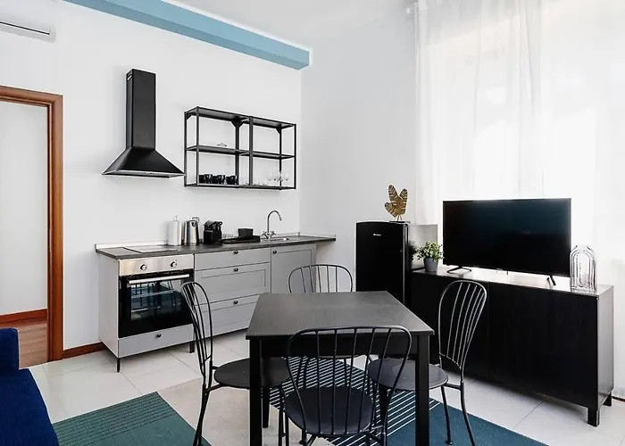 Blue City Paradise - Renovated Apt In Center * Μιλάνο