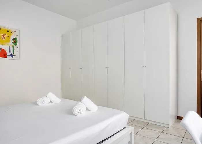 Hostmate - - Lomellina - Citta Studi Διαμέρισμα Μιλάνο
