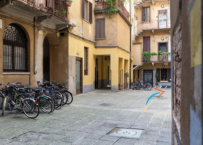 Apartman Domus Ticinese Milánó