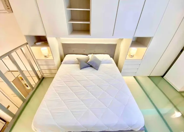 Appartement Loft Di Lusso - Metro E Centro Milaan