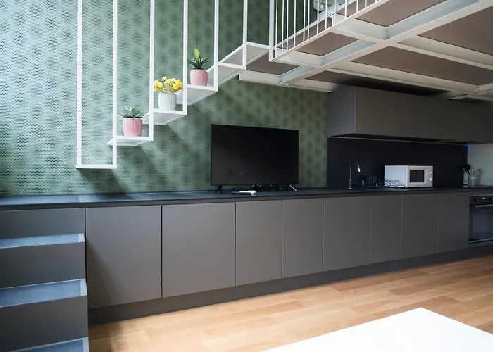 Youhosty - Lambro12 *