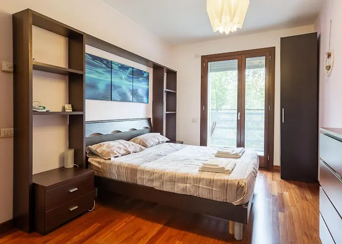 Accogliente Con Terrazzo E Vista Appartement