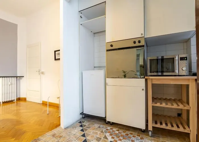 Centralstation - Via Lazzaroni Apartmán *