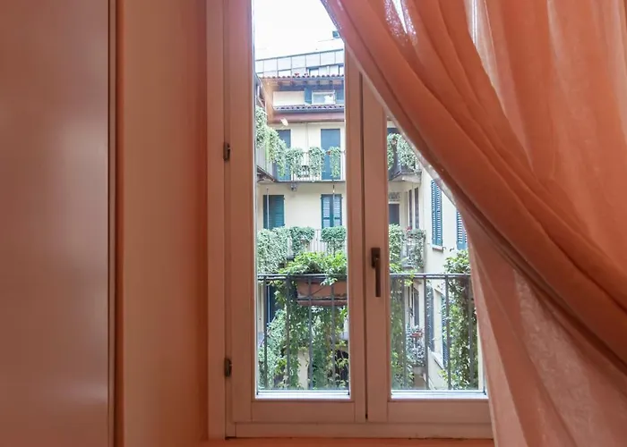 Italianway Easy - Garibaldi 93 B * Milán