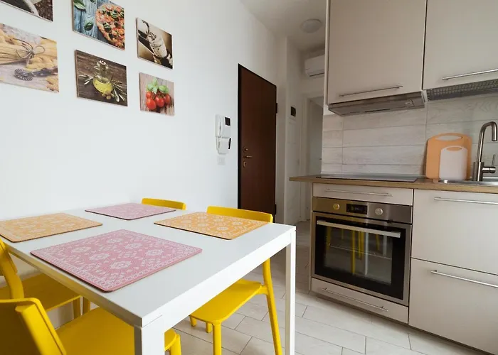 Centro - Calvi - Moderno Con 2 Lägenhet