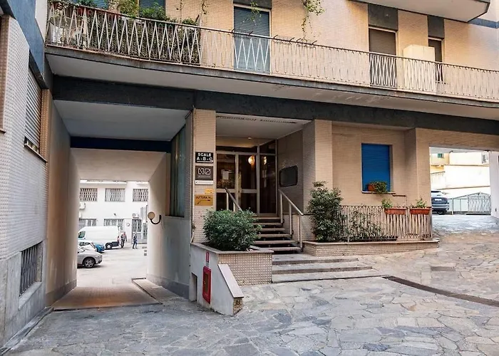 Guest Planet - Cozy Housing Porta Romana M3 Milán