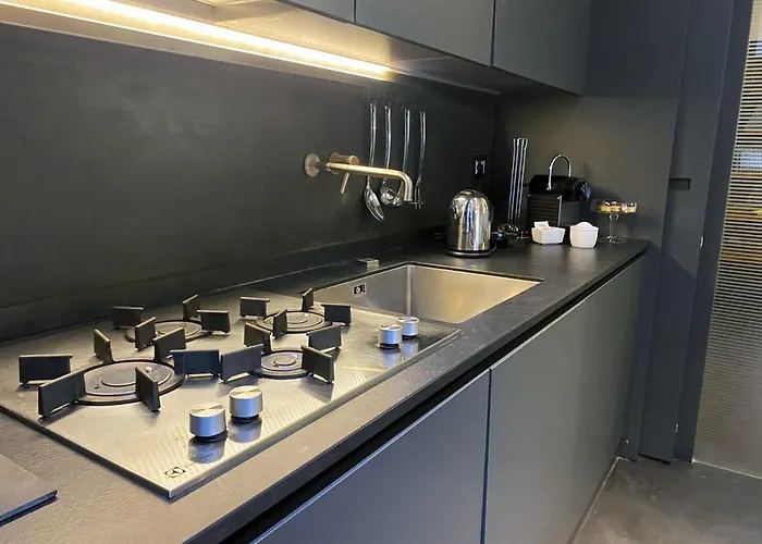 Luxury Design Carlo Maggi * ميلان