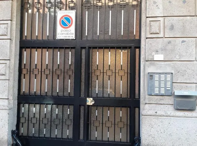 Martina, Silenzioso A 100 Metri Dalla Metropolitana Appartamento