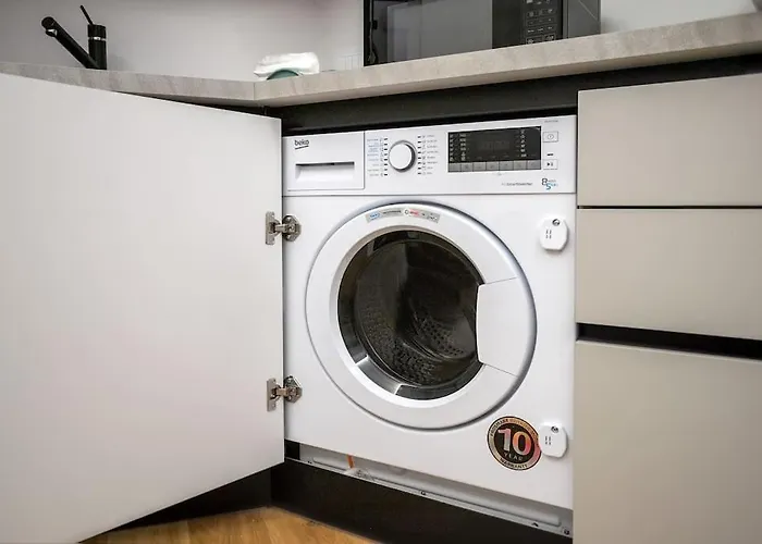 Marghera's Nest - Modern Design With Free Netflix And Wifi * Milano