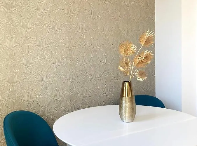 Elegante E Spazioso * ميلان