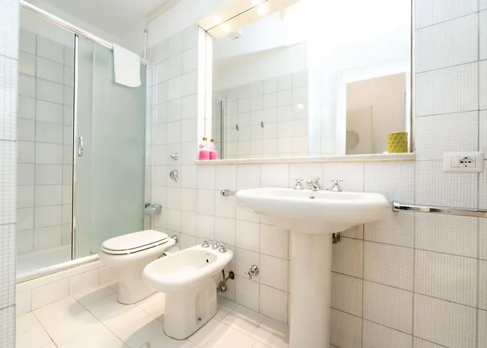 Casemi - Mercato 16 Dx In Full City Center