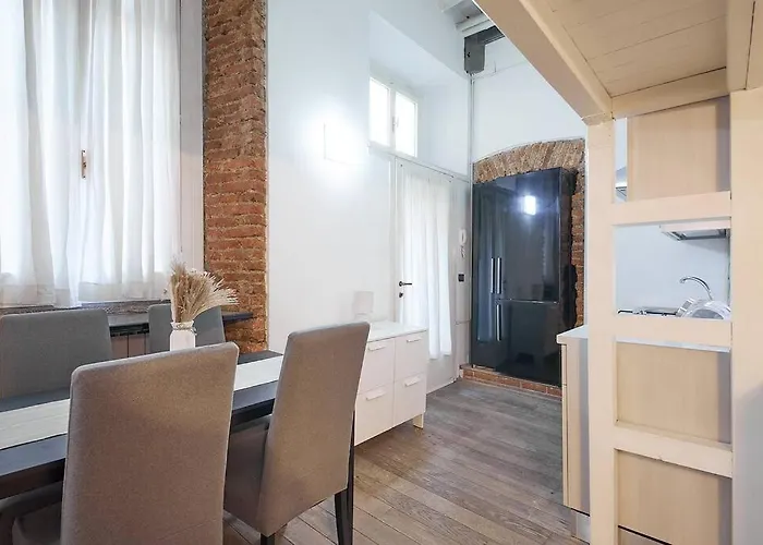 Brera-moscova Centro Storico, Wi-fi E Netflix Lägenhet Milano
