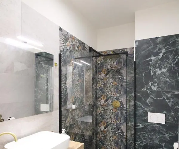 Milanrentals - Rainforest Апартаменты *