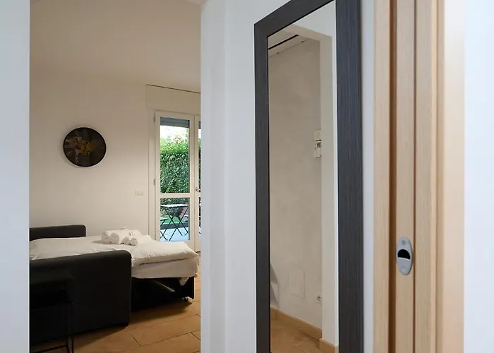 Xenia - Spacious And Bright New Flat With Garden Apartmán *
