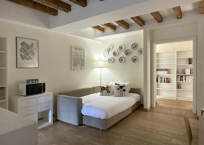 Joivy Cosy Ticinese Retreat 1-bed Flat Near The Duomo *