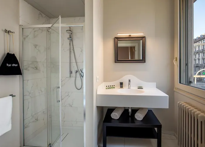 Daplace - Corso Monforte 3*