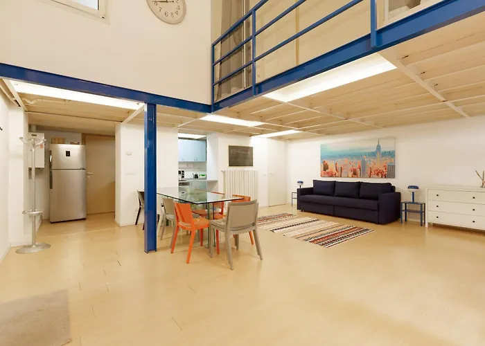 Apartment Sant'agostino - Charming Retreat 210m From M2 *