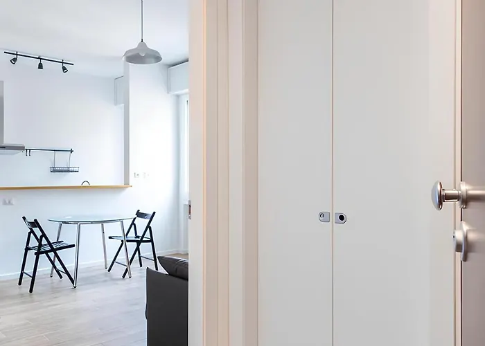 Apartment Santa Giulia - 15 Minutes From Centre Milan