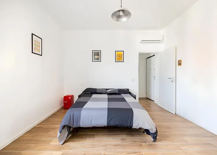 Santa Giulia - 15 Minutes From Centre Apartment