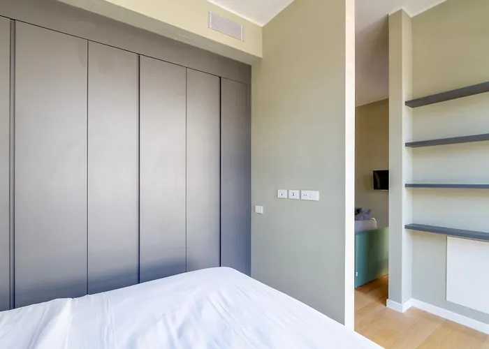 Urban Luxury - Bright And Central Apartment *