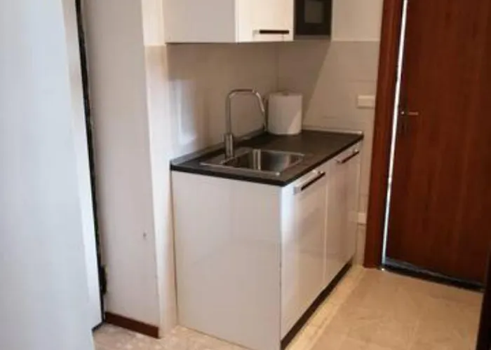 Trilocale Zona Loreto Mm1 - Viale Monza 10 *