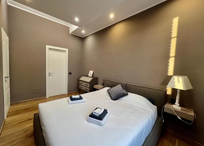 New Wonderful Bilo With Walk-in Closet From Moscova Milán