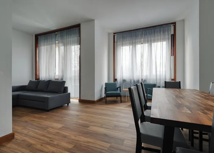 Lägenhet Joivy Chic 3-bed Flat Near Colonne Di San Lorenzo