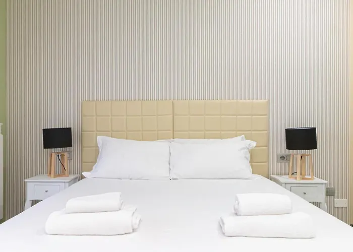 Italianway Comfort - Foro Buonaparte 68 * Milán