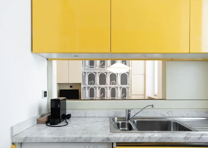 Elegante Bilocale In Montenapoleone - Brera Appartamento *