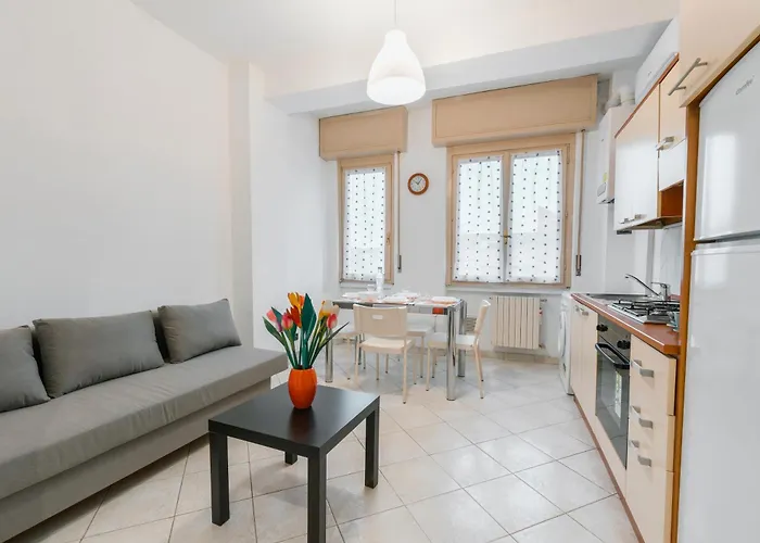 Appartement Ihost - De Andreis 11 *